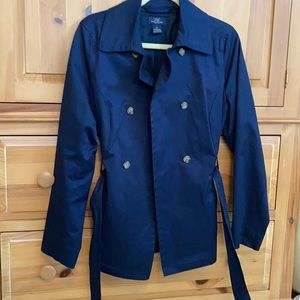 Short navy trench coat